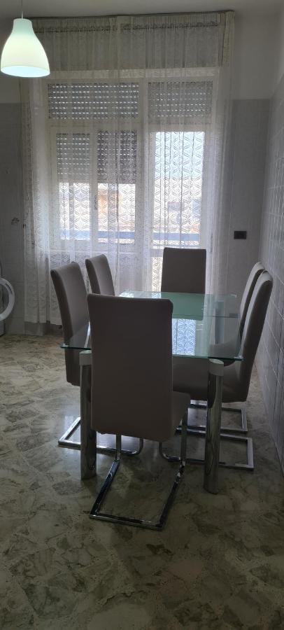 Jajo Apartament Apartment Brindisi Bagian luar foto